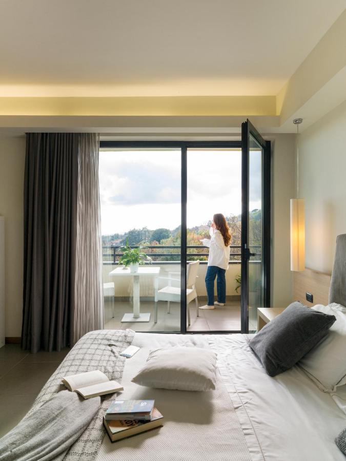 Esperia Palace Hotel & Resort Spa Zafferana Etnea Esterno foto