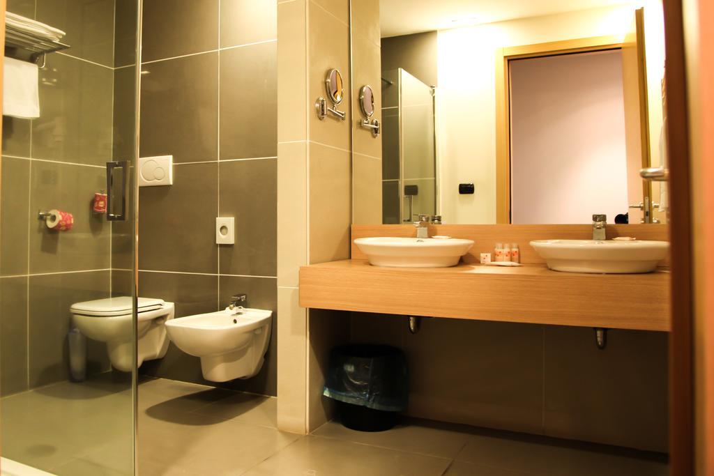 Esperia Palace Hotel & Resort Spa Zafferana Etnea Esterno foto